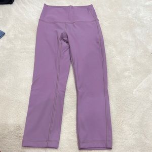 BARELY WORN LULULEMON WUNDER UNDER 23" inch